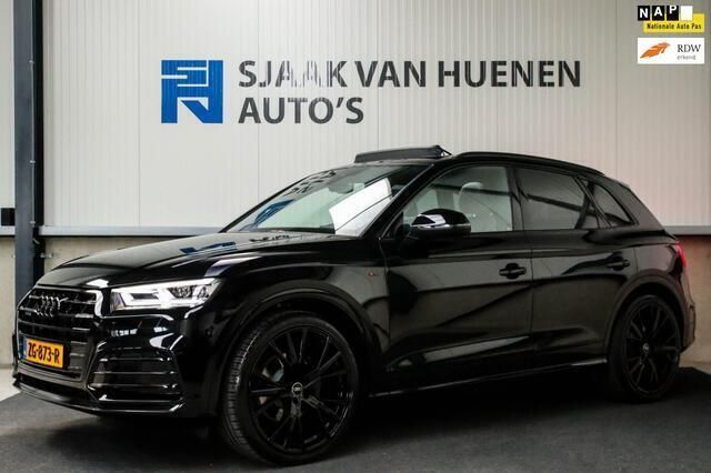 Zwart Gebruikt 2019 Audi Q5 S-Line SUV | € 54.950 - Afbeelding 1/4