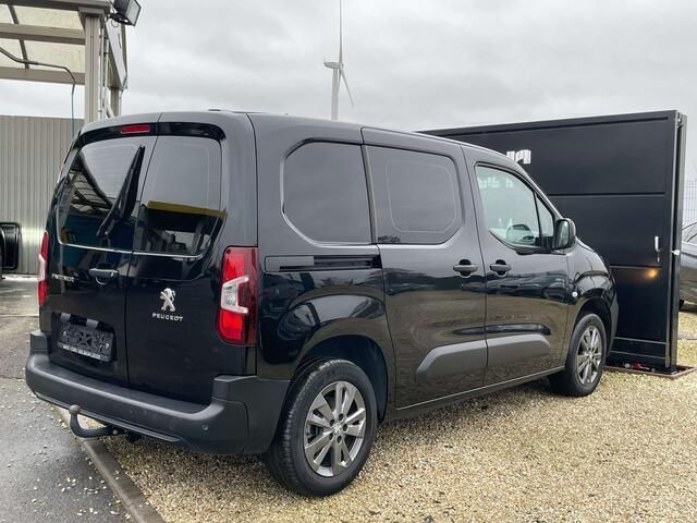 Occasion Peugeot Partner 2022 Zwart MPV