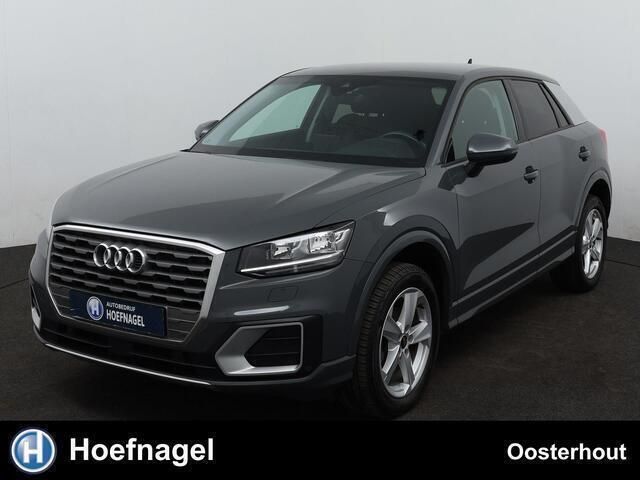 Grijs, metallic lak Gebruikt 2020 Audi Q2 Comfort SUV | € 20.450 (Goede deal) - Afbeelding 1/4