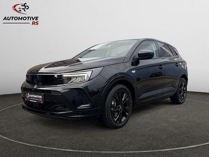 Zwart Occasion 2023 Opel Grandland X S SUV | € 23.945 (Goede deal) - Afbeelding 1/4