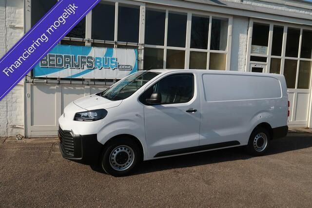 Wit Nieuw 2024 Toyota Proace Van | € 29.950 (Eerlijke prijs) - Afbeelding 1/4