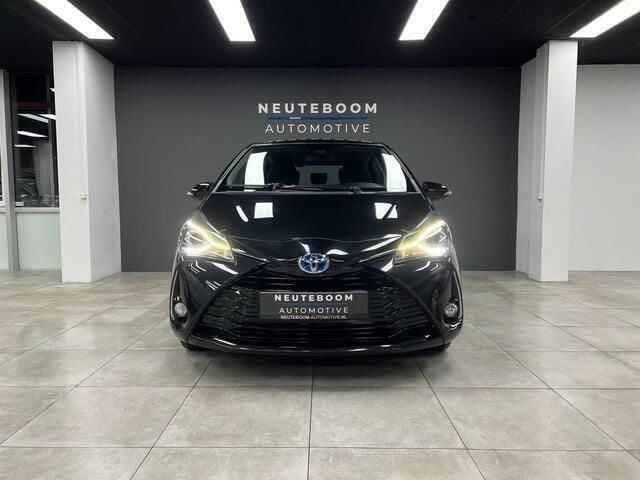 Occasion Toyota Yaris Executive 101 PK (74 kW) 2018 Zwart Hatchback