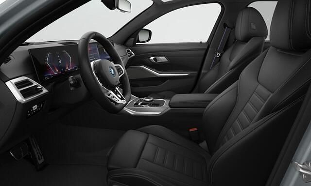 Nieuw BMW 330 Comfort Edition 291 PK (214 kW) 2025 Grijs Stationwagen