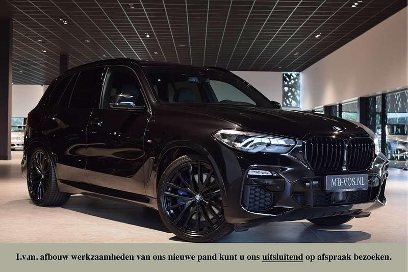 Zwart Gebruikt 2019 BMW X5 M Sport SUV | € 48.950 (Goede deal) - Afbeelding 1/4