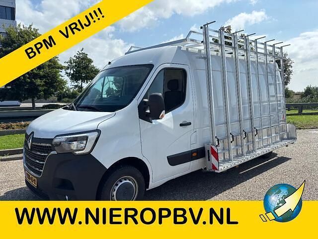 Wit Gebruikt 2023 Renault Master Van | € 39.750 - Afbeelding 1/4