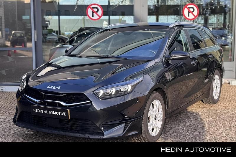 Zwart Gebruikt 2024 Kia Ceed Stationwagen | € 26.945 (Duur) - Afbeelding 1/3