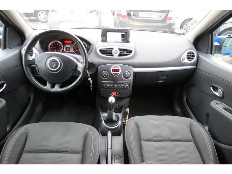 Occasion Renault Clio II Collection 75 PK (55 kW) 2011 Blauw Hatchback