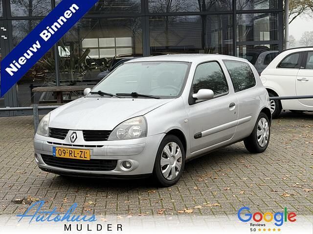 Grijs Gebruikt 2005 Renault Clio II Authentique Hatchback | € 499 (Super prijs) - Afbeelding 1/4