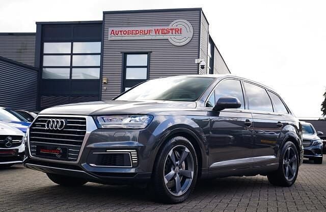 Grijs Gebruikt 2016 Audi Q7 S-Line SUV | € 25.995 (Eerlijke prijs) - Afbeelding 1/4