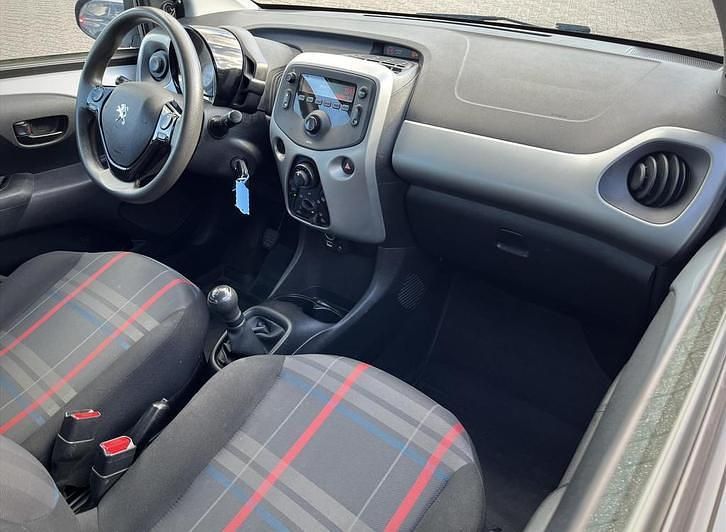 Occasion Peugeot 108 Active 69 PK (50 kW) 2014 Grijs Hatchback