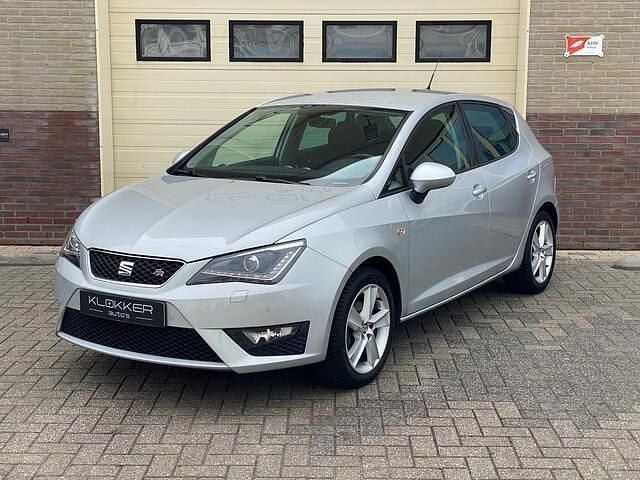 Grijs Gebruikt 2016 Seat Ibiza CONNECT Hatchback | € 9.450 (Eerlijke prijs) - Afbeelding 1/4