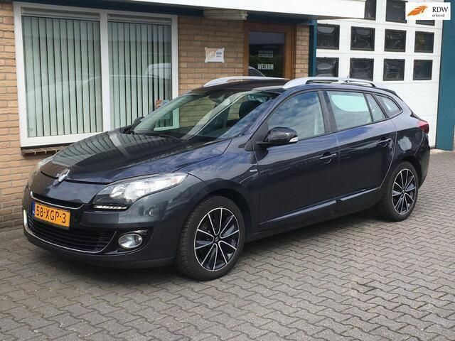 Grijs Gebruikt 2012 Renault Mégane GrandTour Bose Edition Stationwagen | € 4.450 (Eerlijke prijs) - Afbeelding 1/4