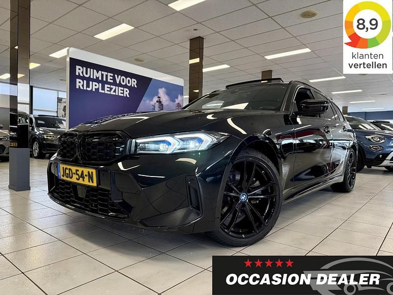 Occasion BMW 330e Basis 292 PK (214 kW) 2024 Zwart Stationwagen