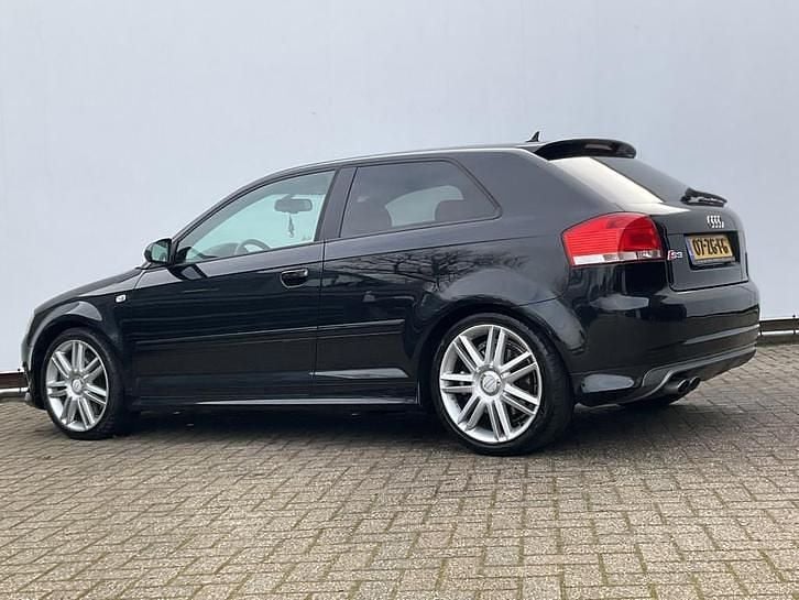 Occasion Audi S3 Ambition 267 PK (196 kW) 2007 Zwart (metallic) Hatchback