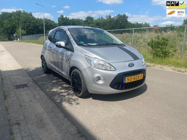 Grijs Gebruikt 2011 Ford Ka Metall Hatchback | € 2.850 (Goede deal) - Afbeelding 1/4