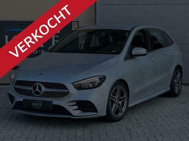 Zilver Gebruikt 2020 Mercedes B180 Business MPV | € 33.450 (Duur) - Afbeelding 1/1