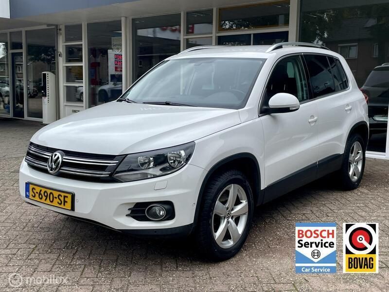 Wit Gebruikt 2011 VW Tiguan Comfortline SUV | € 8.900 (Eerlijke prijs) - Afbeelding 1/4