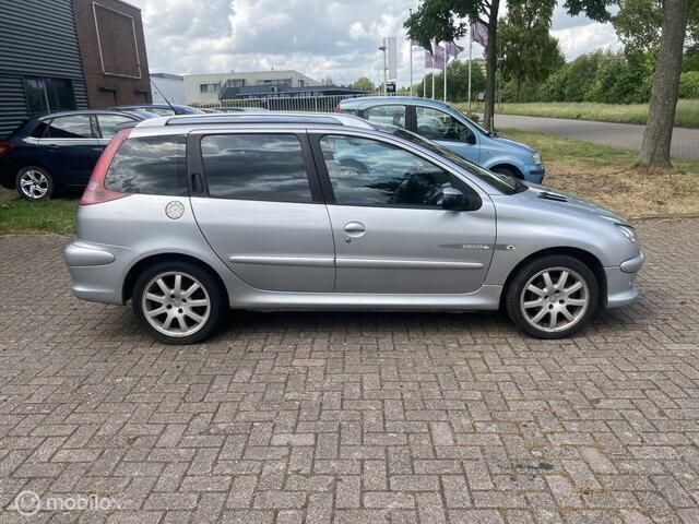 Occasion Peugeot 206 Quiksilver 109 PK (80 kW) 2005 Grijs Stationwagen