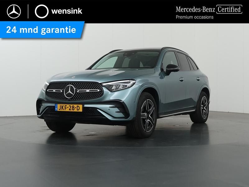 Zilver Gebruikt 2024 Mercedes GLC300e AMG line SUV | € 67.850 (Iets duurder) - Afbeelding 1/4