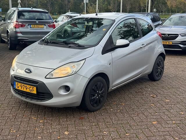 Grijs Gebruikt 2009 Ford Ka Trend Hatchback | € 2.390 (Eerlijke prijs) - Afbeelding 1/4