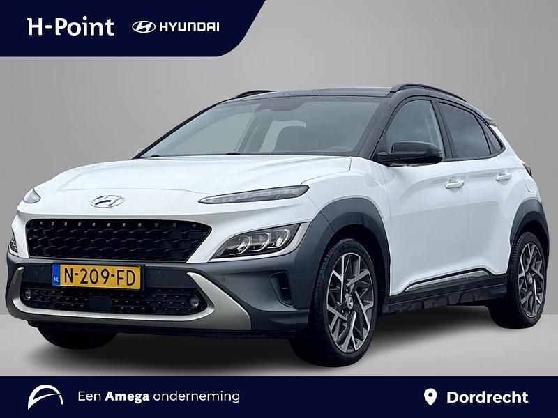 Chalk white Occasion 2021 Hyundai Kona Premium SUV | € 23.940 (Eerlijke prijs) - Afbeelding 1/4