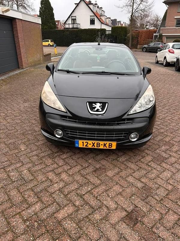 Gebruikt 2007 Peugeot 207 CC Cabriolet | € 2.000 (Goede deal) - Afbeelding 1/4