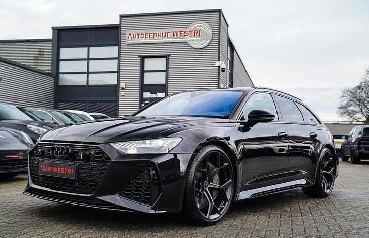 Zwart (metallic) Occasion 2020 Audi RS6 Advanced Plus Stationwagen | € 98.995 (Super prijs) - Afbeelding 1/4