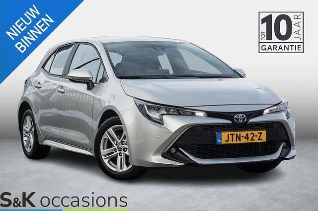 Grijs Occasion 2023 Toyota Corolla Hybrid Business Edition Hatchback | € 21.950 (Eerlijke prijs) - Afbeelding 1/4