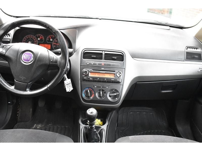 Occasion Fiat Punto 78 PK (57 kW) 2008 Zwart Hatchback