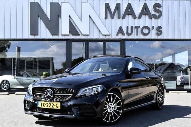 Zwart Gebruikt 2018 Mercedes C300 Premium Plus Coupé | € 33.950 (Goede deal) - Afbeelding 1/4