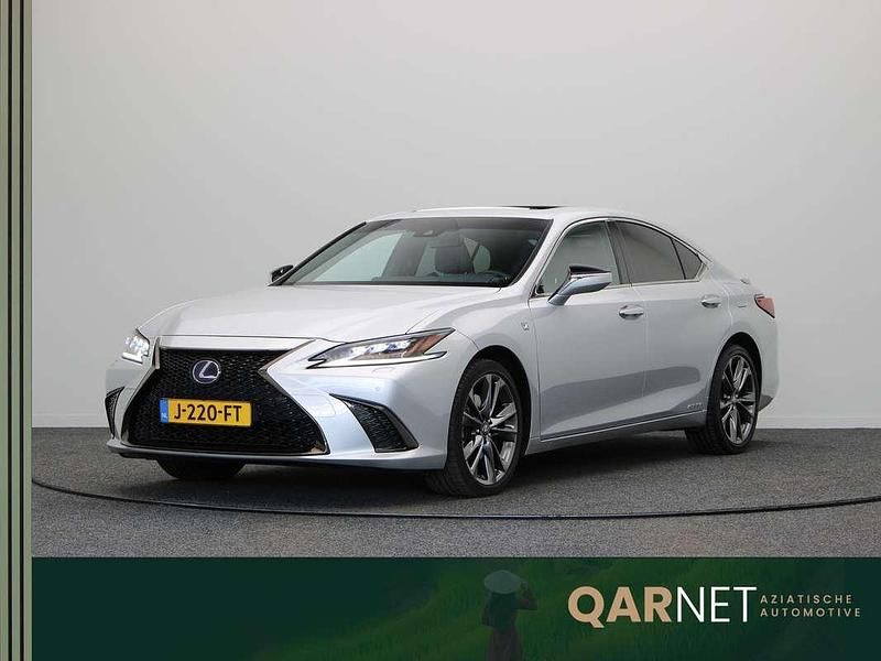 Grijs Gebruikt 2020 Lexus ES300 Sport Line Sedan | € 39.945 (Eerlijke prijs) - Afbeelding 1/3