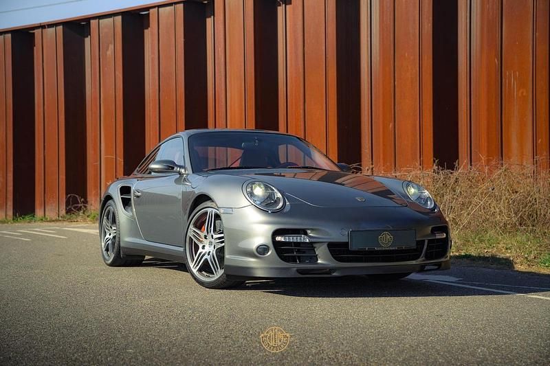 Grijs Gebruikt 2009 Porsche 911 Turbo Coupé | € 99.997 - Afbeelding 1/4