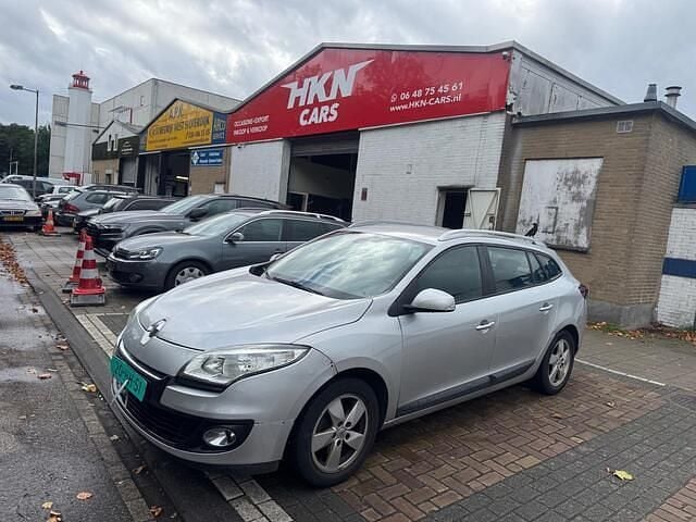 Grijs Gebruikt 2013 Renault Mégane GrandTour Expression Stationwagen | € 2.450 (Super prijs) - Afbeelding 1/4