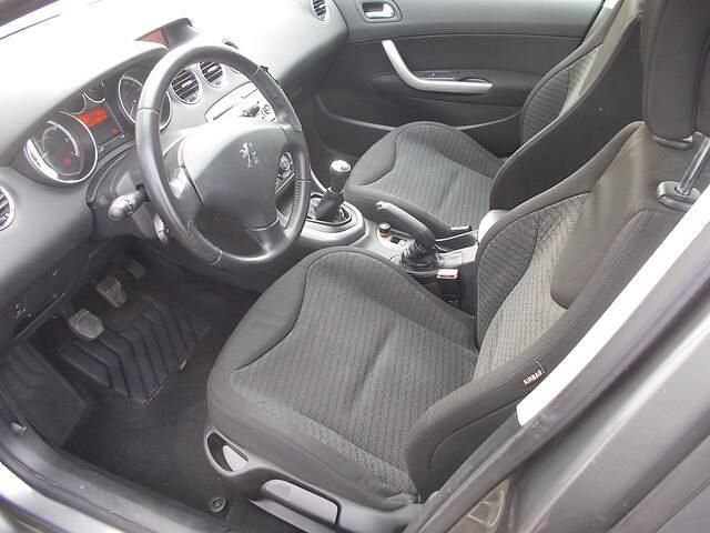 Occasion Peugeot 308 SW 120 PK (88 kW) 2008 Grijs (metallic) MPV