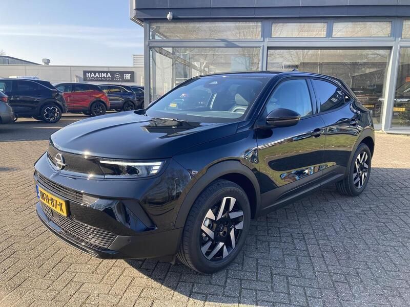 Zwart Nieuw 2025 Opel Mokka Edition SUV | € 36.545 (Duur) - Afbeelding 1/3