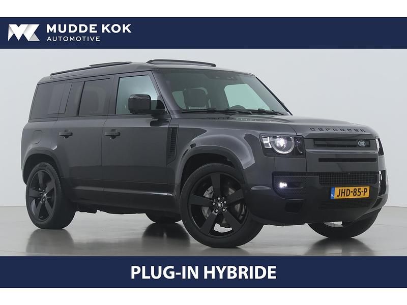 Grijs Gebruikt 2024 Land Rover Defender Black Edition SUV | € 94.700 (Goede deal) - Afbeelding 1/4
