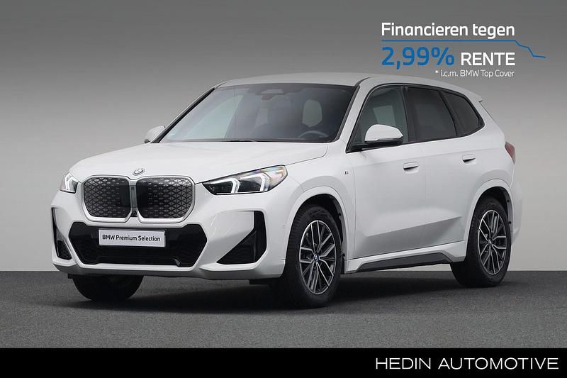 Wit Gebruikt 2025 BMW iX1 Sport Line SUV | € 51.880 - Afbeelding 1/4