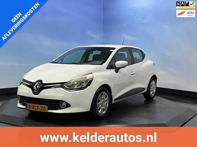 Wit Gebruikt 2014 Renault Clio IV Expression Hatchback | € 5.850 (Eerlijke prijs) - Afbeelding 1/4