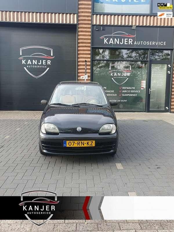 Zwart Gebruikt 2005 Fiat Seicento Young Hatchback | € 1.350 (Eerlijke prijs) - Afbeelding 1/4