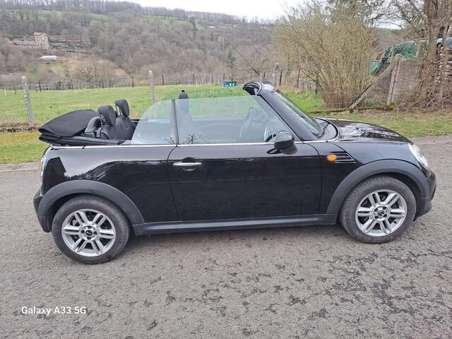 Zwart Gebruikt 2011 Mini Cooper Cabriolet Cabriolet | € 9.990 (Duur) - Afbeelding 1/4