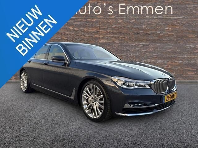 Grijs Gebruikt 2018 BMW 750 Executive Sedan | € 42.999 (Goede deal) - Afbeelding 1/4