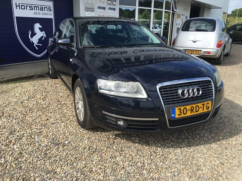Blauw (metallic) Gebruikt 2005 Audi A6 Proline Sedan | € 1.445 (Eerlijke prijs) - Afbeelding 1/4