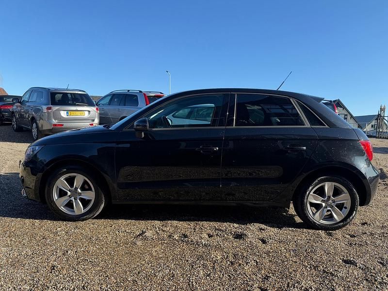 Occasion Audi A1 Attraction 86 PK (63 kW) 2012 Zwart Hatchback