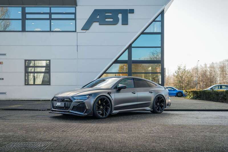 Grijs, metallic lak Gebruikt 2023 Audi RS7 Sportback Advanced Hatchback | € 399.950 - Afbeelding 1/4