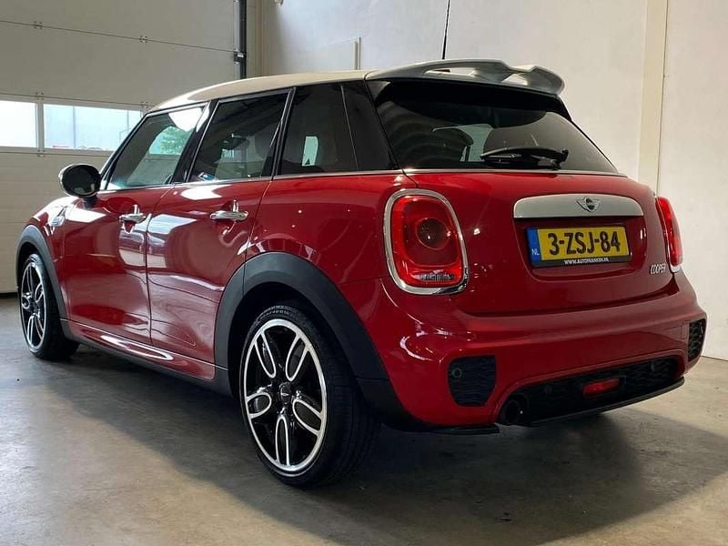 Occasion Mini Cooper 136 PK (100 kW) 2015 Rood Hatchback