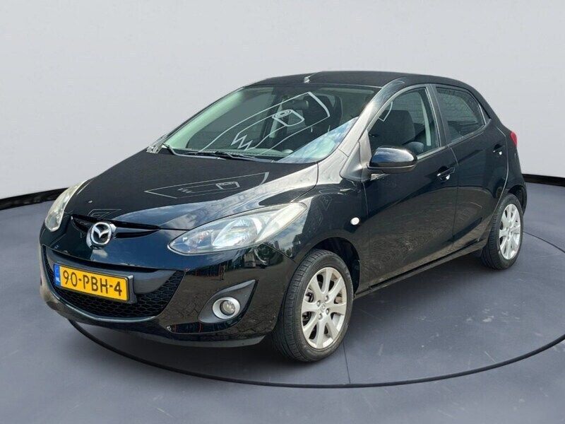 Zwart Gebruikt 2011 Mazda 2 Hatchback | € 6.950 (Eerlijke prijs) - Afbeelding 1/4