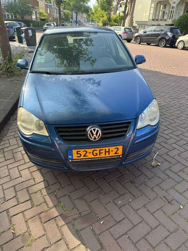 Blauw Gebruikt 2008 VW Polo Comfortline Hatchback | € 1.800 (Super prijs) - Afbeelding 1/4
