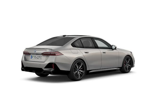 Nieuw BMW i5 M Sport 250 kW (340 PK) 2026 Oxidgrau metallic (grijs metallic) Sedan