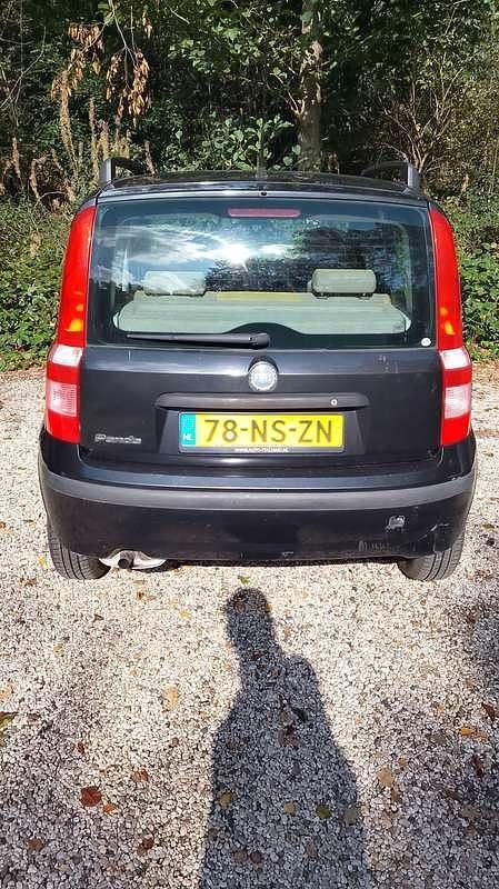 Zwart Gebruikt 2004 Fiat Panda Emotion Hatchback | € 1.250 (Duur) - Afbeelding 1/2
