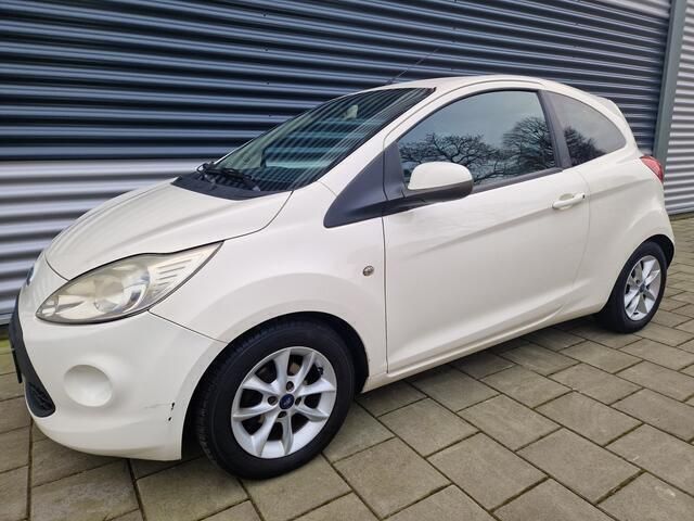 Wit Gebruikt 2008 Ford Ka Trend Hatchback | € 2.999 (Eerlijke prijs) - Afbeelding 1/4